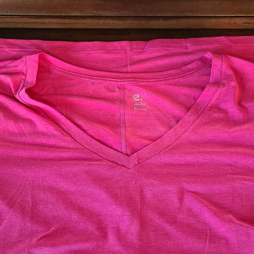 GAP Athletic T-Shirt